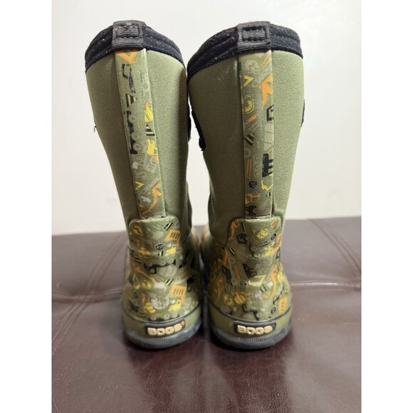 Bogs Kid's Classic II Insulated Rain Boots with Construction Vehicles Size 11 - Picture 6 of 8